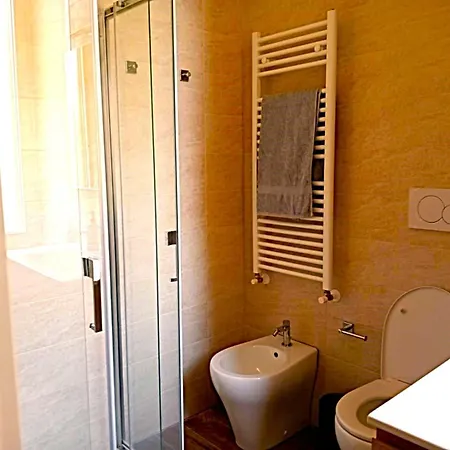 Borghese Deluxe - 4 Bedrooms - 3 Bathrooms *