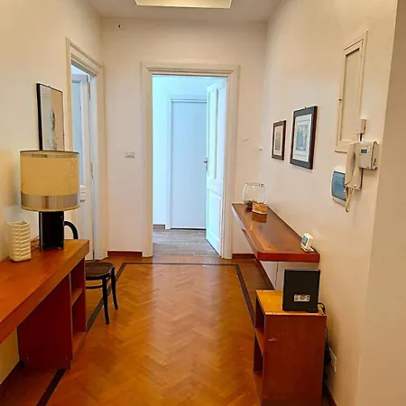 Borghese Deluxe - 4 Bedrooms - 3 Bathrooms *