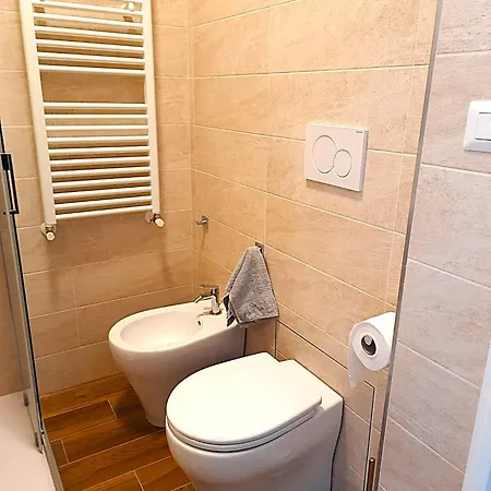 Borghese Deluxe - 4 Bedrooms - 3 Bathrooms Apartment *