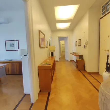 Apartman Borghese Deluxe - 4 Bedrooms - 3 Bathrooms *