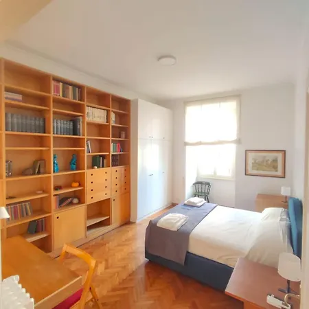 Borghese Deluxe - 4 Bedrooms - 3 Bathrooms Apartman Róma