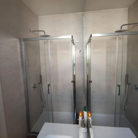 Borghese Deluxe - 4 Bedrooms - 3 Bathrooms