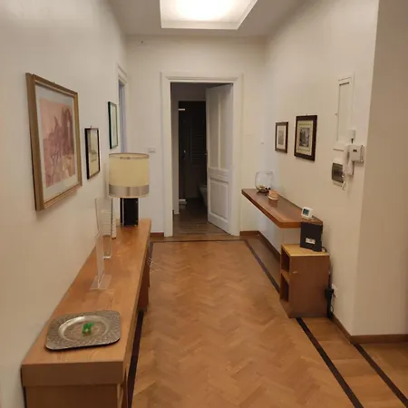 Apartman Borghese Deluxe - 4 Bedrooms - 3 Bathrooms