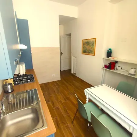 Apartment Borghese Deluxe - 4 Bedrooms - 3 Bathrooms Rome